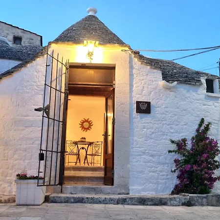 Romantic Corner * Αλμπερομπέλο